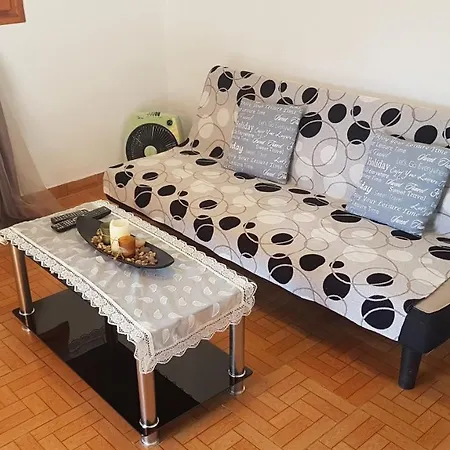 Apartment G-george By The Sea And Airport